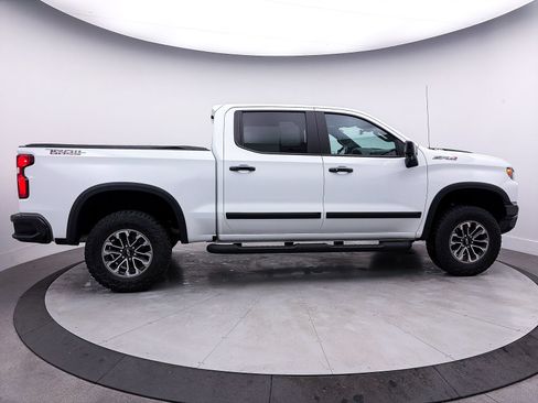Used 2023 Chevrolet Silverado 1500 ZR2 w/ Technology Package AWD/4WD image 43