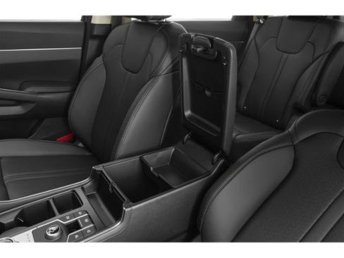 Used 2022 Kia Sorento S FWD image 17