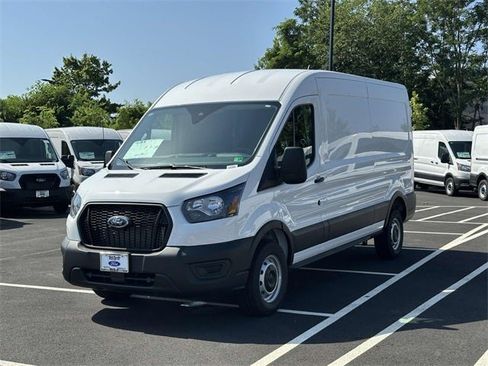 New 2025 Ford Transit 250 148 Medium Roof w/ Load Area Protection Package image 5