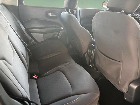 Used 2018 Jeep Compass Sport w/ Tech Group image 21