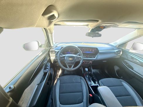 Used 2024 Chevrolet TrailBlazer LT FWD image 20