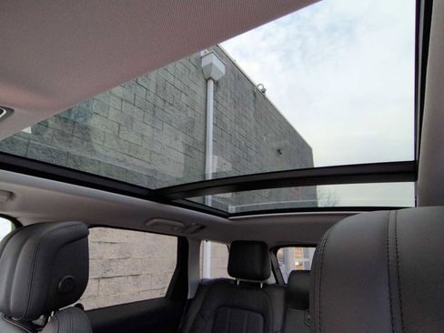 Used 2019 Land Rover Range Rover Sport HSE image 20