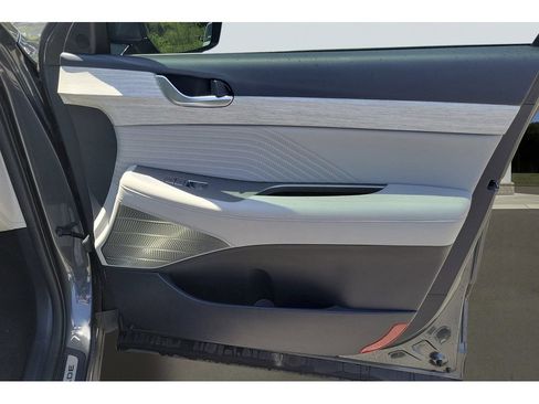 Used 2025 Hyundai Palisade Calligraphy FWD image 21