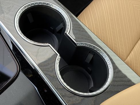 New 2026 Cadillac Escalade IQ Sport 2 w/ LPO, Premium Carpet Package image 32