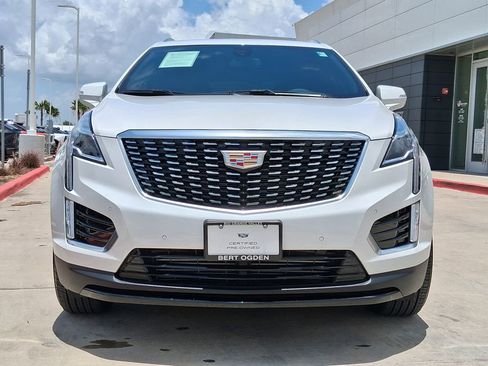 Used 2026 Cadillac XT5 Luxury w/ LPO, Premium Carpet Package FWD image 2