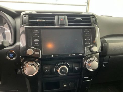 Used 2024 Toyota 4Runner TRD Off-Road Premium AWD/4WD image 10