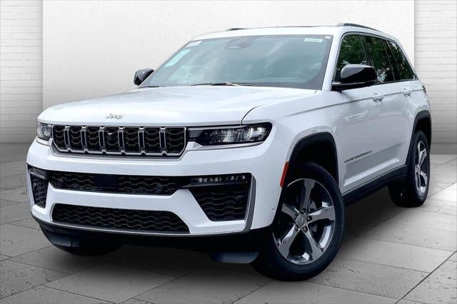New 2026 Jeep Grand Cherokee Limited w/ Luxury Tech Group II AWD/4WD image 16