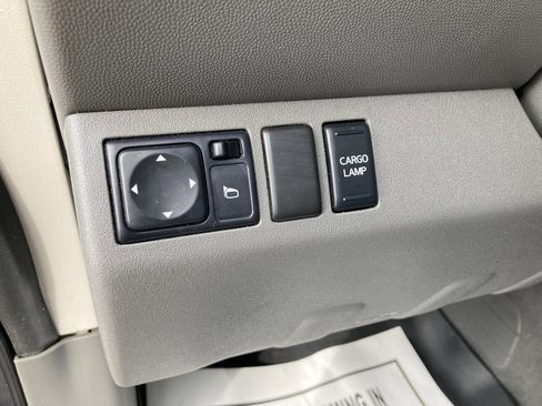 Used 2019 Nissan Frontier SV image 11