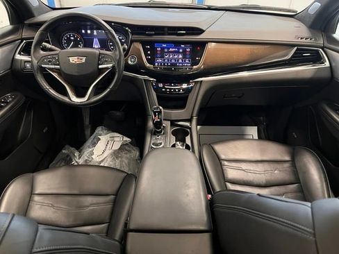 Used 2020 Cadillac XT6 Premium Luxury w/ Platinum Package AWD/4WD image 25