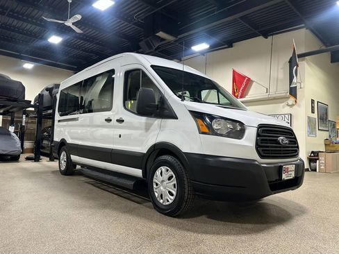 Used 2019 Ford Transit 350 XL image 7