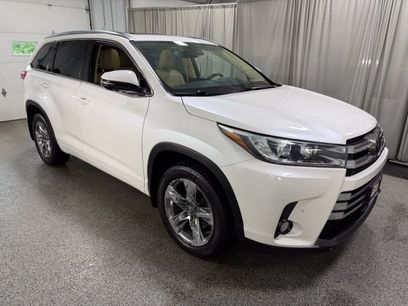 Used 2017 Toyota Highlander Limited Platinum