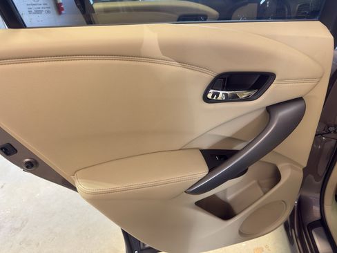 Used 2013 Acura RDX AWD w/ Technology Package image 27