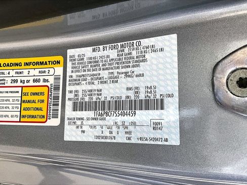 Used 2025 Ford Mustang GT Premium RWD image 33