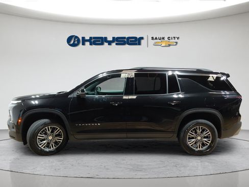 Used 2026 Chevrolet Traverse LT AWD/4WD image 4