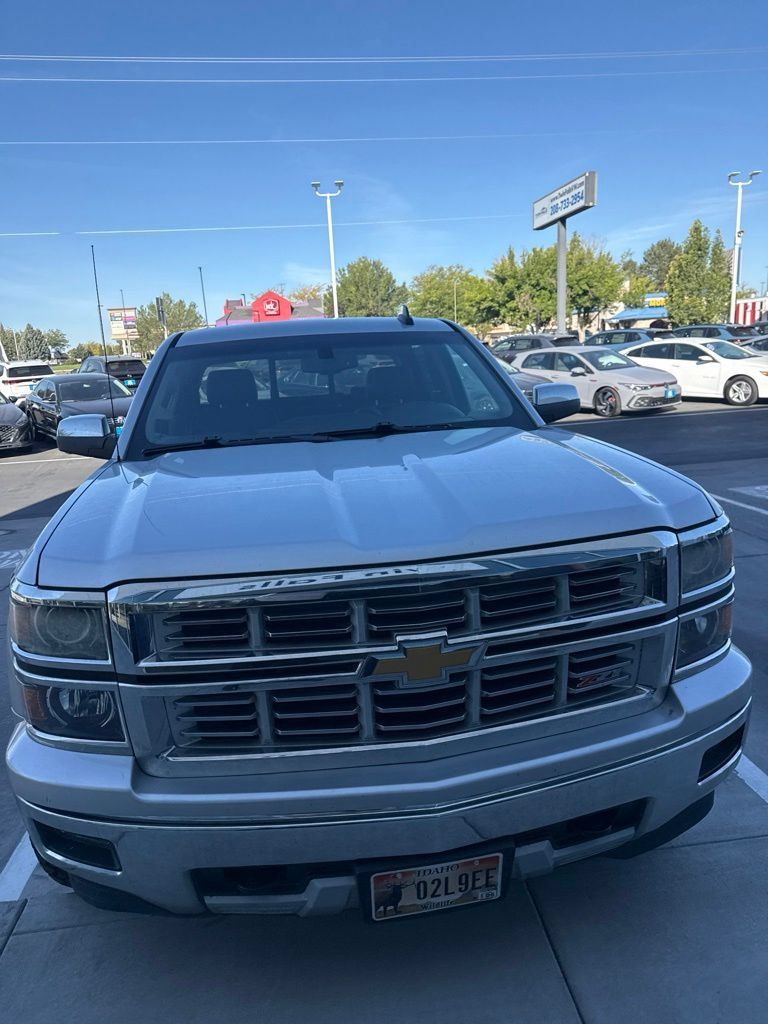 Used 2015 Chevrolet Silverado 1500 LTZ Z71 AWD/4WD image 2