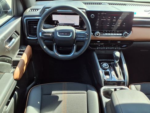 New 2026 GMC Canyon AT4 image 2