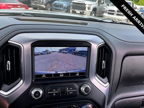 Used 2022 GMC Sierra 1500 SLT AWD/4WD image 15