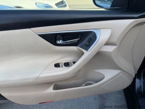 Used 2015 Nissan Altima 2.5 S w/ Sport Value Package image 23