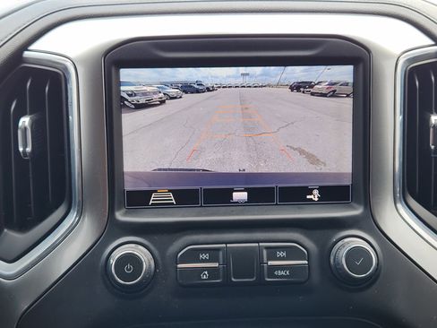 Used 2020 Chevrolet Silverado 1500 LT w/ Texas Edition AWD/4WD image 18