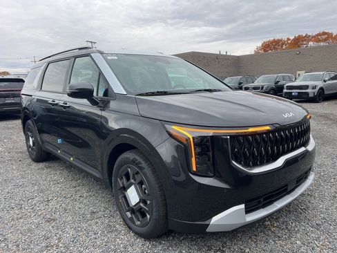 New 2026 Kia Carnival EX image 5