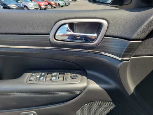 Used 2021 Jeep Grand Cherokee Limited X AWD/4WD image 17