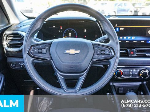 Used 2025 Chevrolet TrailBlazer LT image 28