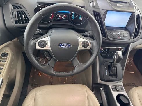 Used 2015 Ford Escape SE w/ Equipment Group 201A FWD image 29