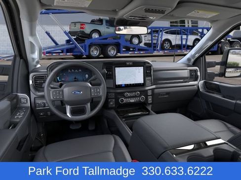 New 2026 Ford F350 4x4 Crew Cab DRW Super Duty image 9