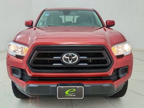 Used 2020 Toyota Tacoma SR image 13