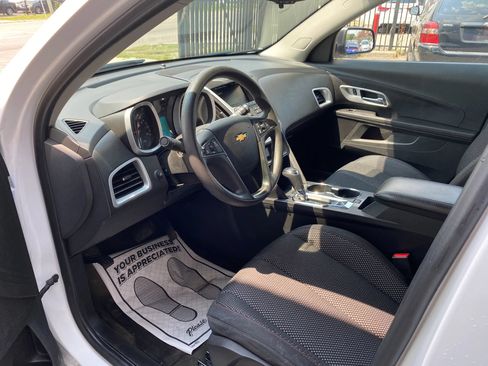 Used 2016 Chevrolet Equinox LS AWD/4WD image 3