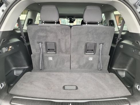 Used 2022 Jeep Grand Cherokee L Laredo w/ Luxury Tech Group I image 17