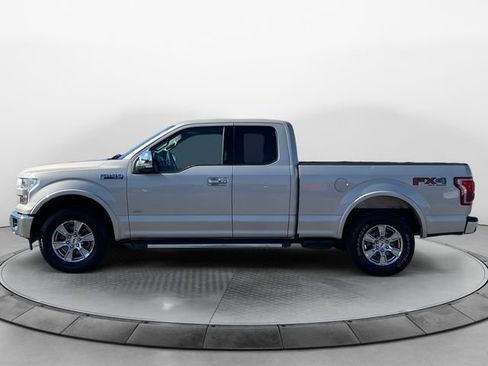 Used 2017 Ford F150 Lariat image 2