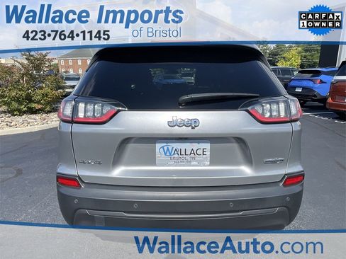 Used 2020 Jeep Cherokee Latitude Plus image 5
