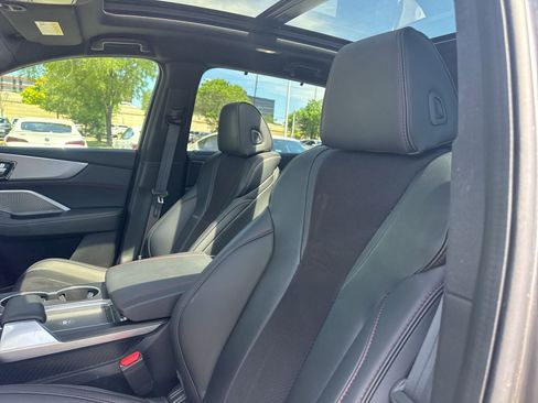 Used 2023 Acura MDX A-Spec image 7