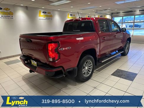 Used 2024 Chevrolet Colorado LT w/ LT Convenience Package II image 22