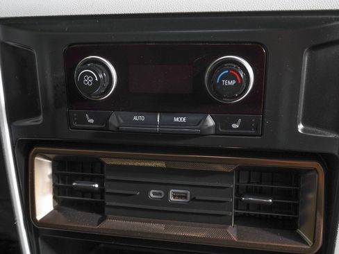 Used 2024 GMC Hummer EV 3X image 11