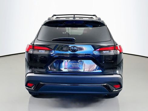 Used 2025 Toyota Corolla Cross XSE image 6