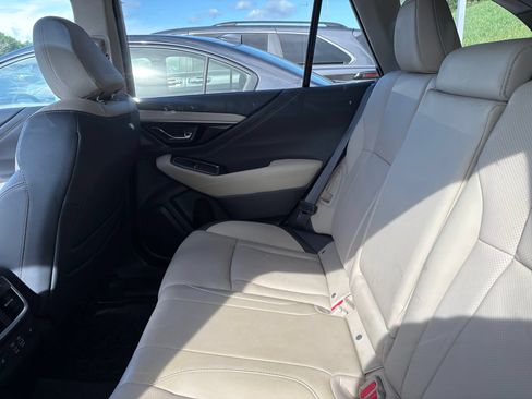 Certified 2023 Subaru Outback Limited AWD/4WD image 9