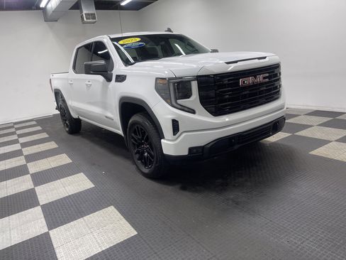Used 2025 GMC Sierra 1500 Elevation image 6