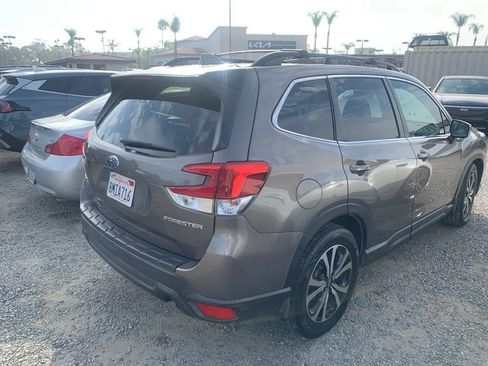 Used 2019 Subaru Forester Limited AWD/4WD image 6