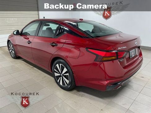 Used 2019 Nissan Altima 2.5 SV image 4
