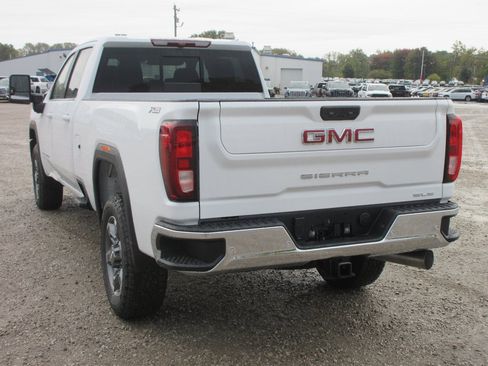 New 2026 GMC Sierra 3500 SLE w/ SLE Value Package image 9