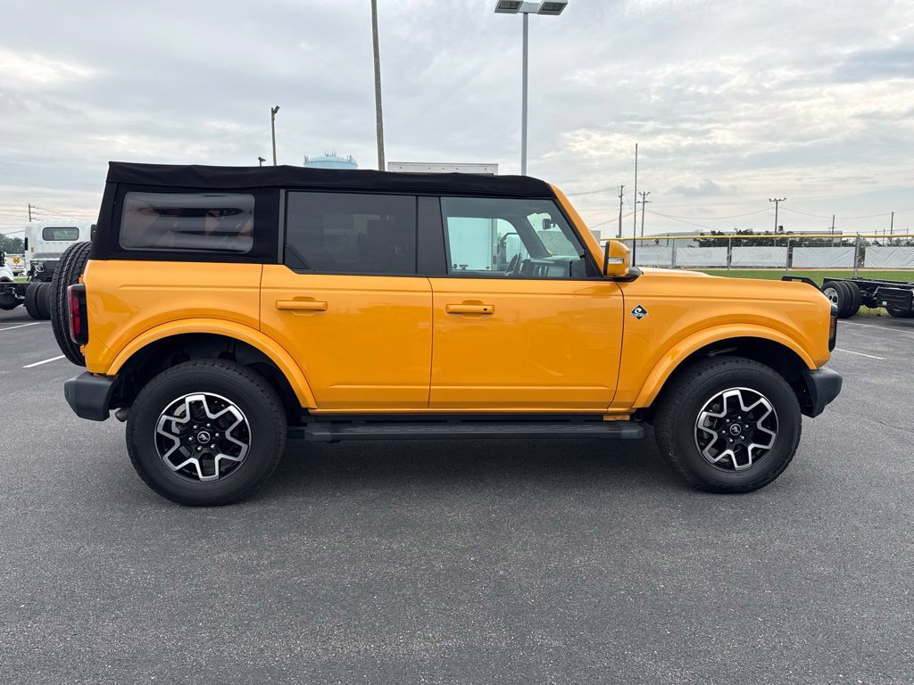 Used 2022 Ford Bronco Outer Banks AWD/4WD image 4