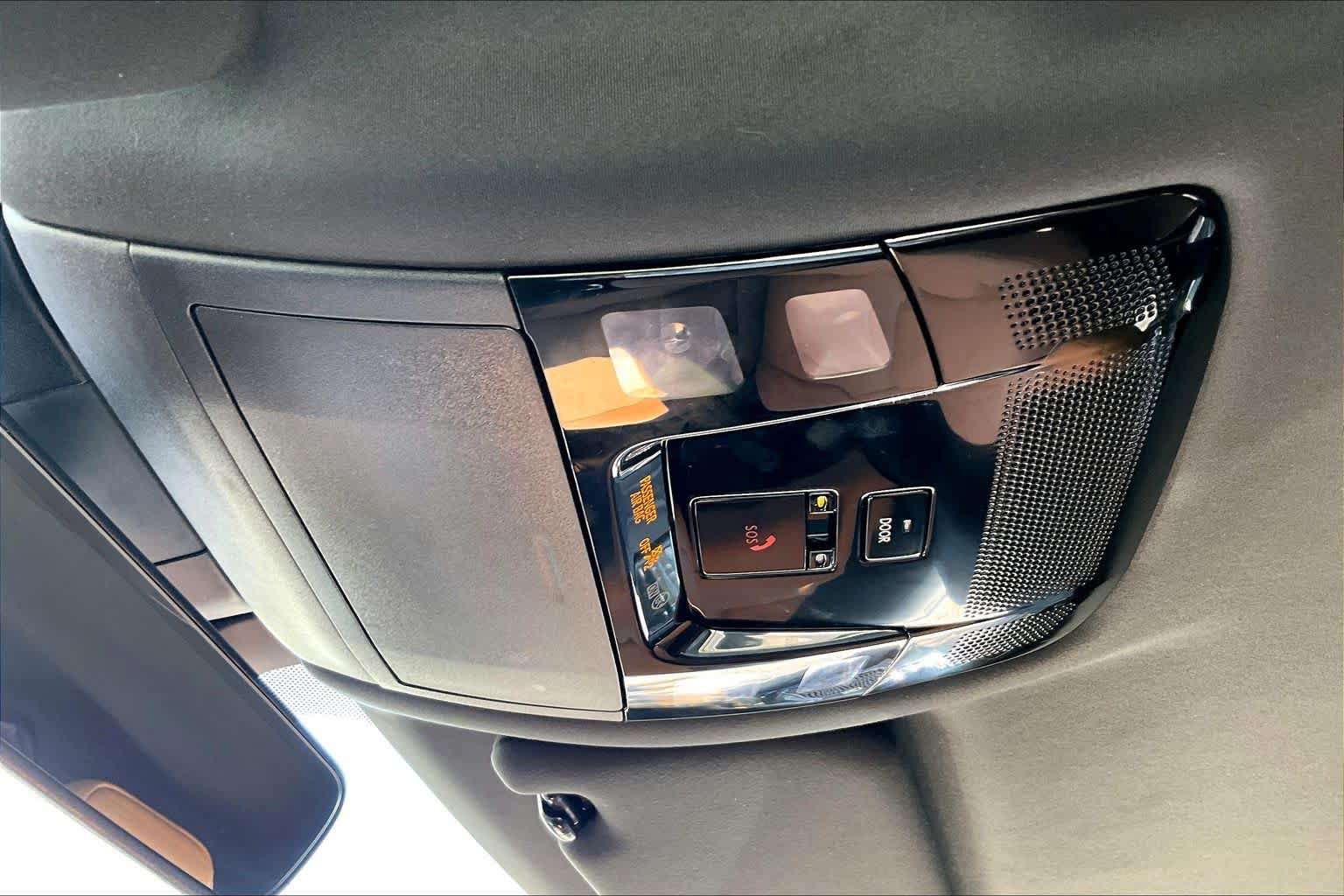 Used 2025 Lexus RX 350 FWD w/ Technology Package image 32
