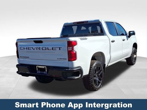 Used 2024 Chevrolet Silverado 1500 Custom Trail Boss w/ Dark Appearance Package image 7