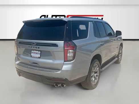 Used 2024 Chevrolet Tahoe Z71 w/ Z71 Off-Road Package AWD/4WD image 7