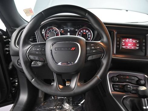 Used 2016 Dodge Challenger R/T RWD image 26