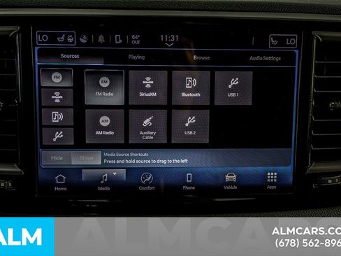 Used 2024 Chrysler Pacifica Touring-L image 36