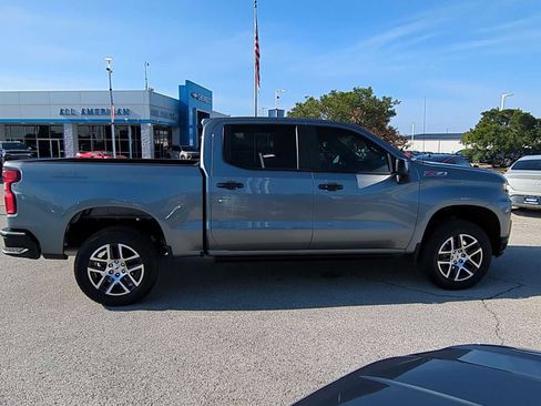 Used 2020 Chevrolet Silverado 1500 LT Trail Boss image 8
