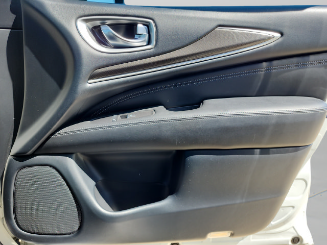 Used 2019 INFINITI QX60 Luxe FWD image 31